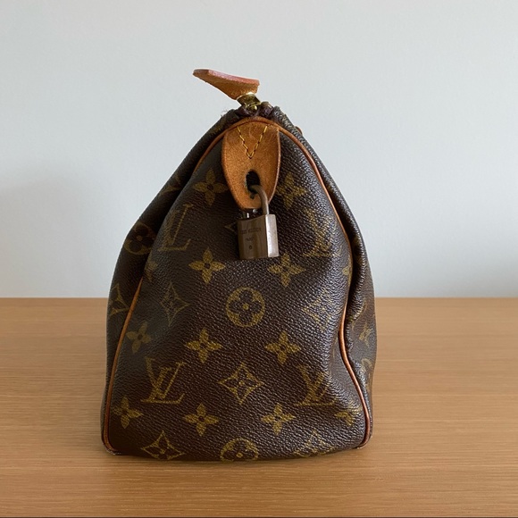 Louis Vuitton Monogram Speedy 25, 100% Authentic - Picture 7 of 15